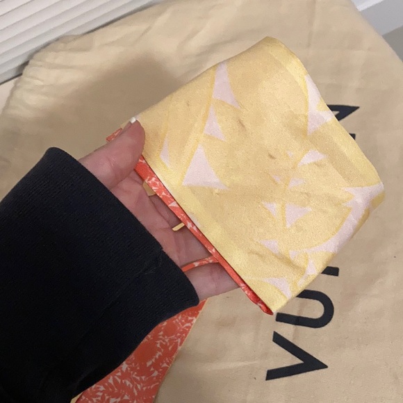 Louis Vuitton bandeau - Picture 5 of 10